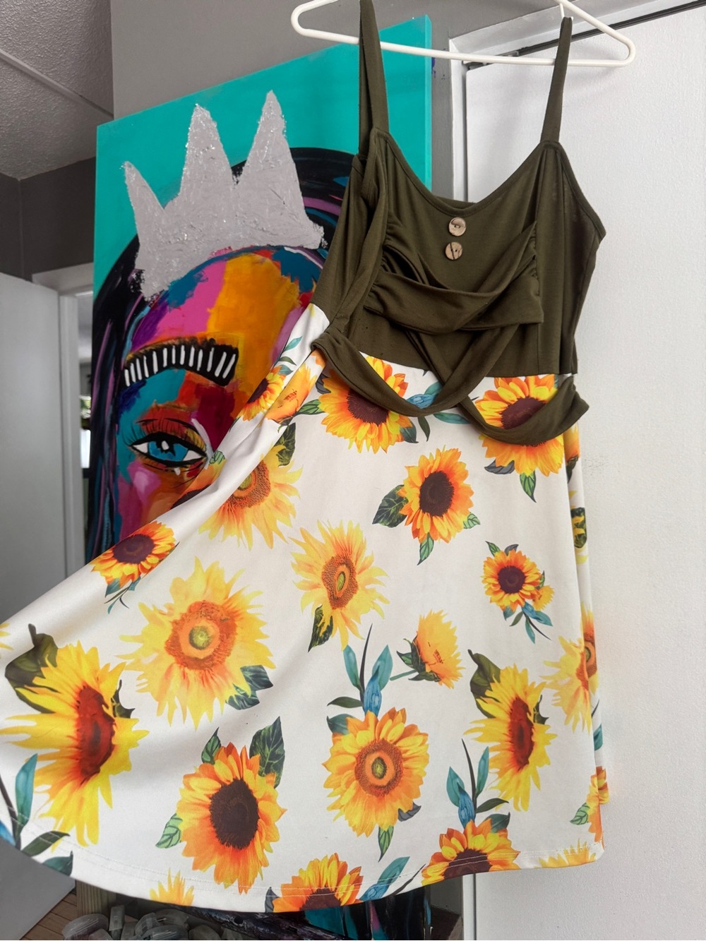 Boutique Olive Green Sunflower Criss Cross Sundress Size Large - Picture 2 of 8